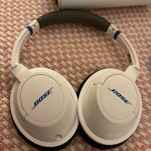 Bose SoundTrue Around-Ear Wired Headphones Headband